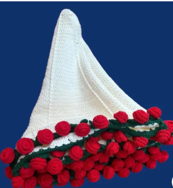 Viral rose bouquet blanket