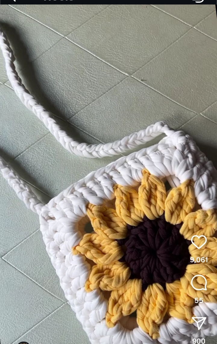 Chrochet sunflower bag