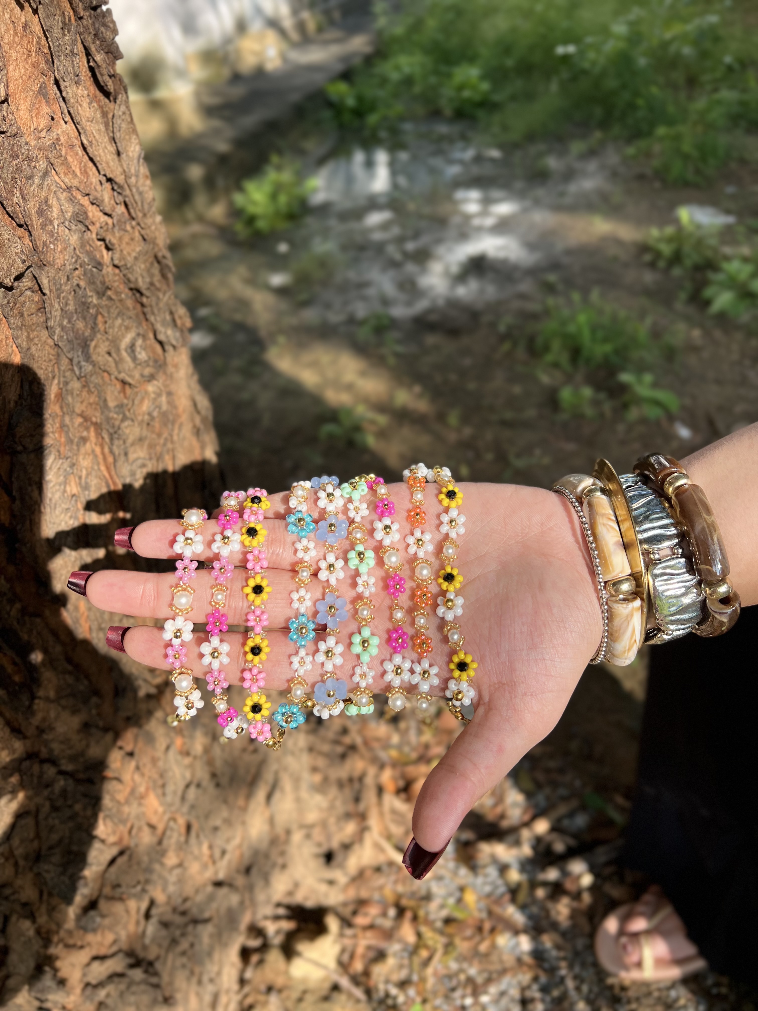 Beaded daisy braceletðŸŒ»